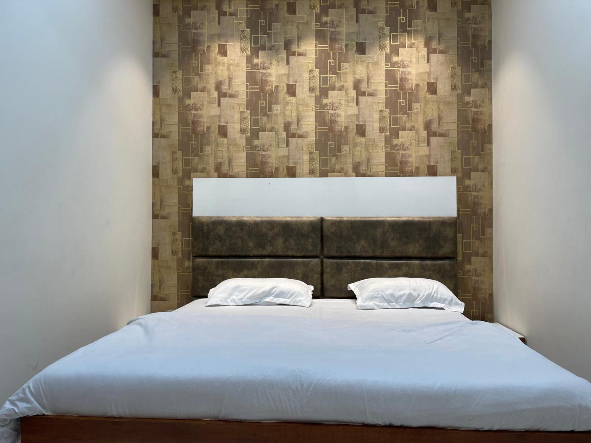 Hotel Paradise Dream Ludhiana Exterior foto